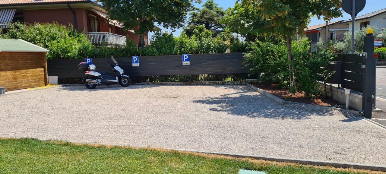 Appartamento Il Melograno Peschiera del Garda Buitenkant foto