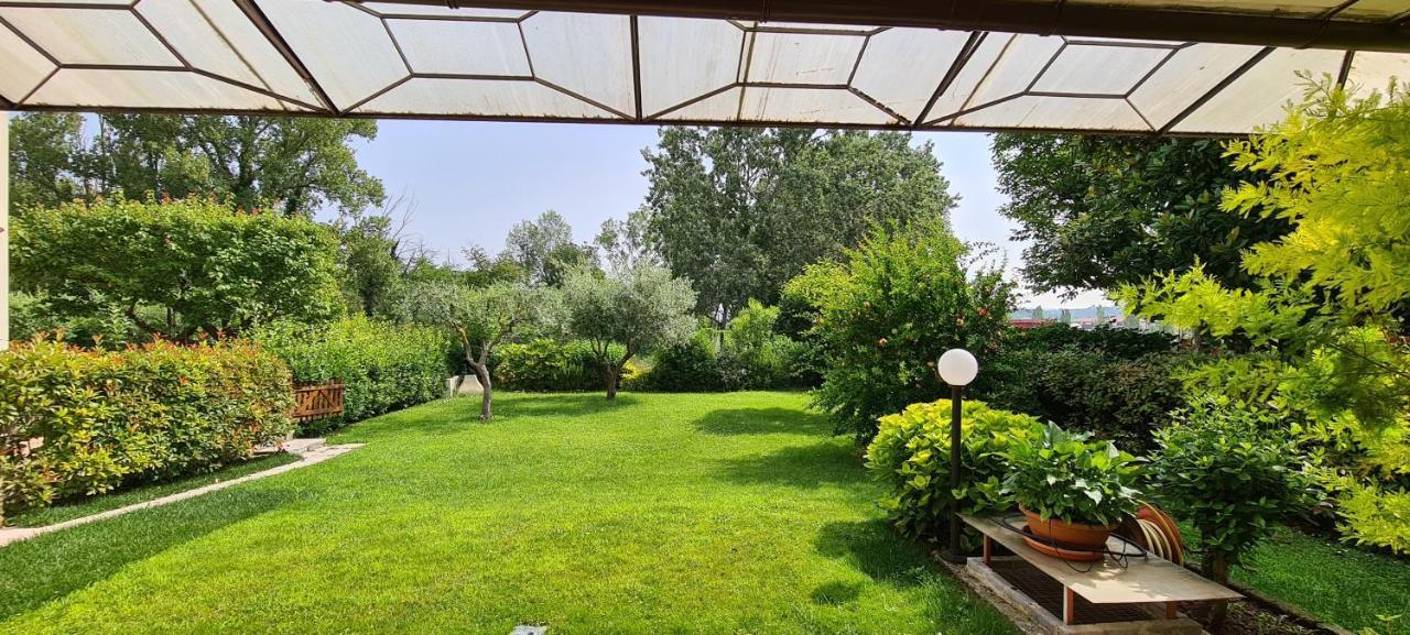 Appartamento Il Melograno Peschiera del Garda Buitenkant foto